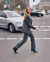 Load image into Gallery viewer, Babeth Svala Blazer | Black