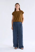 Load image into Gallery viewer, Kruis Tee | Dark Toffee