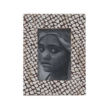 Load image into Gallery viewer, Chandra Photo Frame | Dark Tan &amp; White