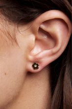 Load image into Gallery viewer, Petite Poppet Earring | Gold