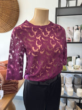 Load image into Gallery viewer, M.A.Dainty Patti Top | Plum
