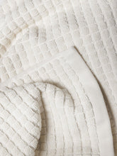 Load image into Gallery viewer, Nero Cotton Bath Mat | Cream