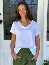 Load image into Gallery viewer, Ellie V Neck Top | White