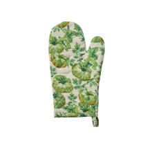 Load image into Gallery viewer, Heirloom Green Oven Mitt
