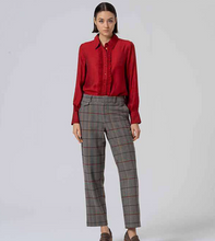 Load image into Gallery viewer, Straight Plaid Pants in Camel Check