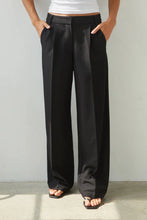 Load image into Gallery viewer, Nelly Pleated Trousers | Black