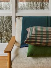 Load image into Gallery viewer, Folio Cushion