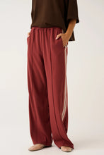 Load image into Gallery viewer, Weston Pant | Mulberry